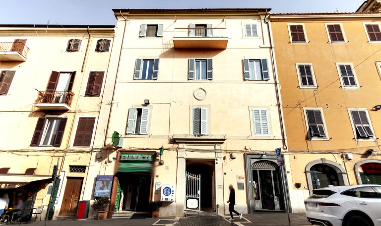 Quadrilocale in vendita a Roma in Via Giuseppe Spada