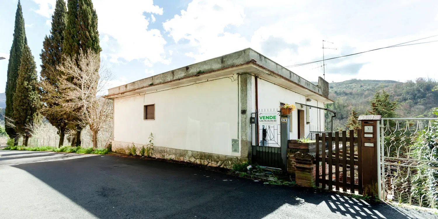 Quadrilocale in vendita a Vicovaro in Via Valeria Vecchia, 32