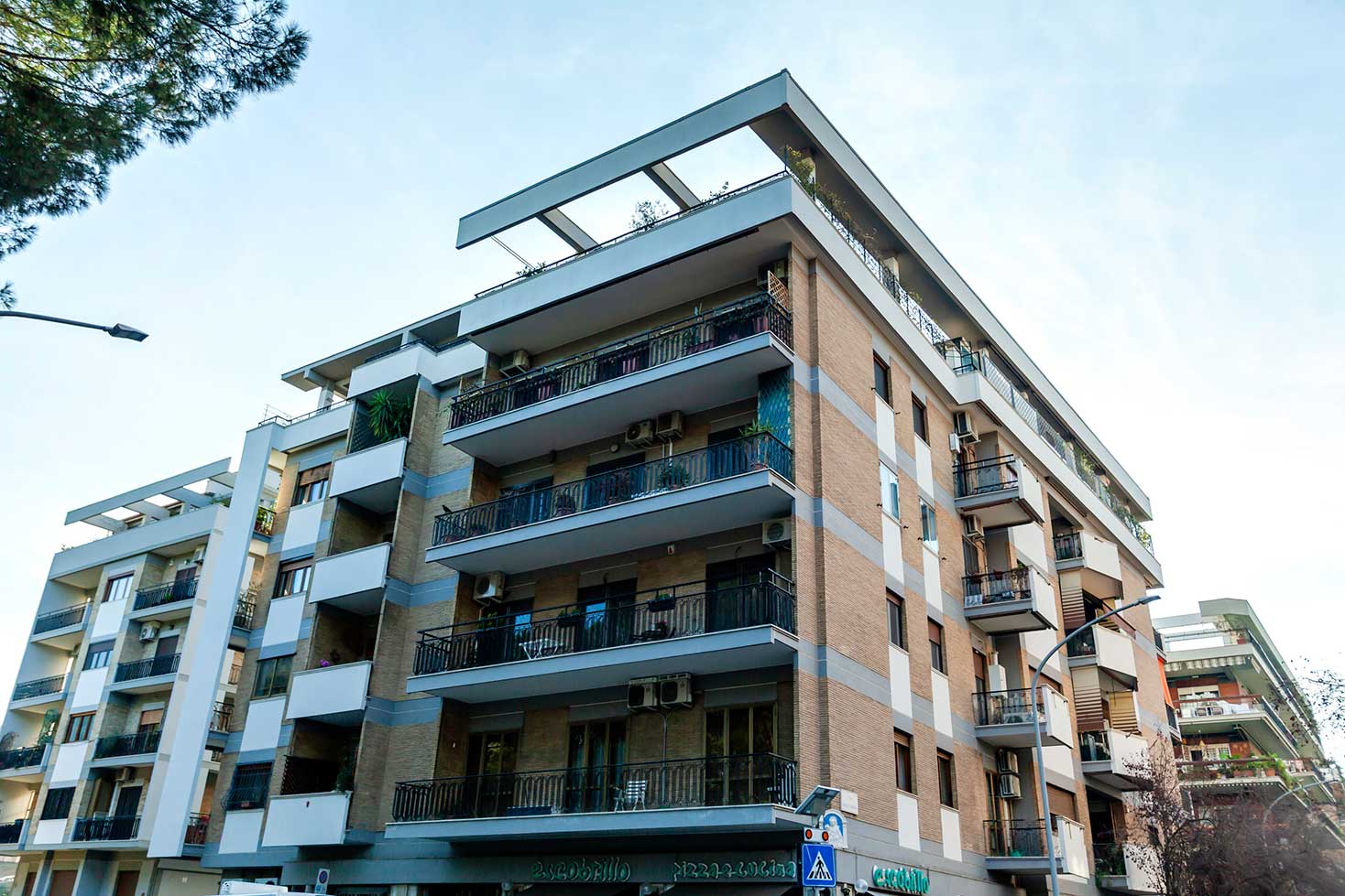 Appartamento in vendita a Roma in Via Adolfo Omodeo