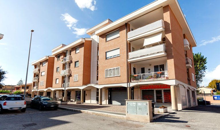Monolocale in vendita a Fiumicino in Via delle Spigole, 14